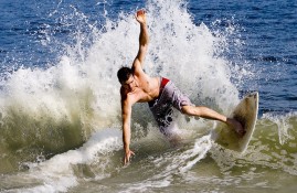 电子竞技app官方网-TheShy关键节点关键助攻，巴塞罗那带队取胜！